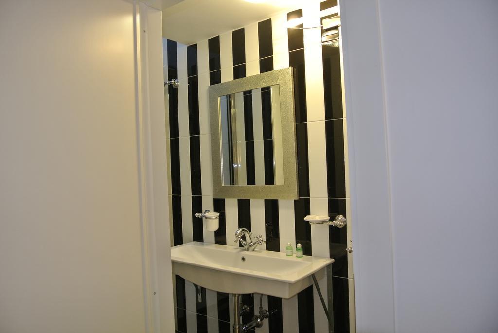 Pantheon Domus Valentino Apartment Roma Ngoại thất bức ảnh