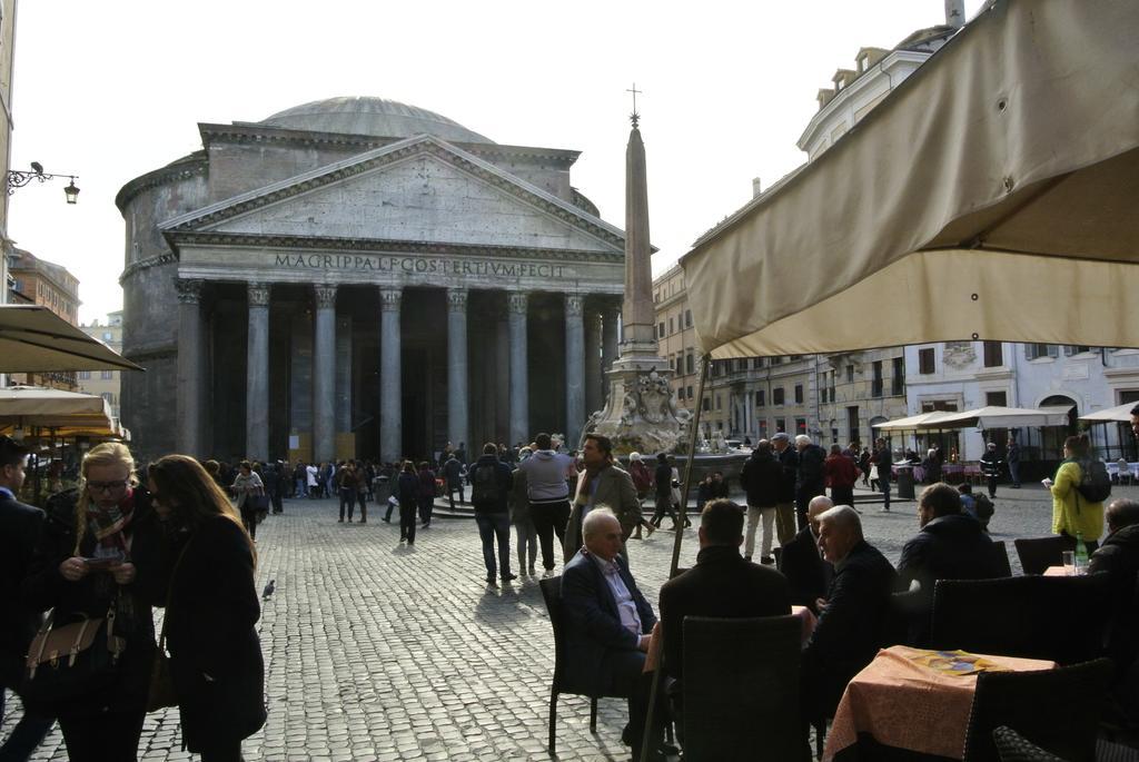 Pantheon Domus Valentino Apartment Roma Ngoại thất bức ảnh